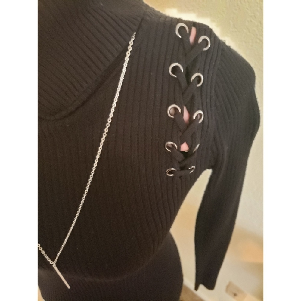 Almost Famous lace up turtleneck - Picture 3 of 4